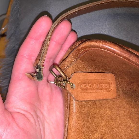 VINTAGE COACH PURSE - Picture 2 of 2
